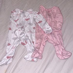 Set of zipper footie pajamas